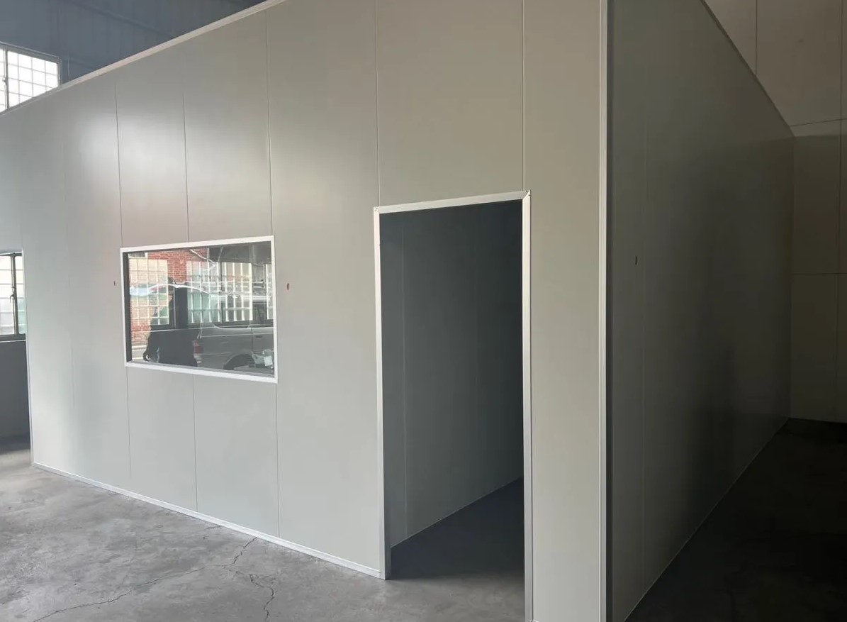 庫板在醫療與診所空間的應用:打造安全舒適的就診環境