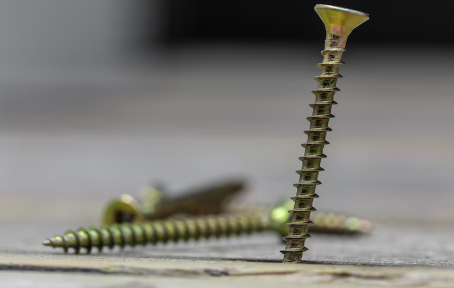 How Vibration and Movement Affect Screws: Preventing Loosening and Structural Failure